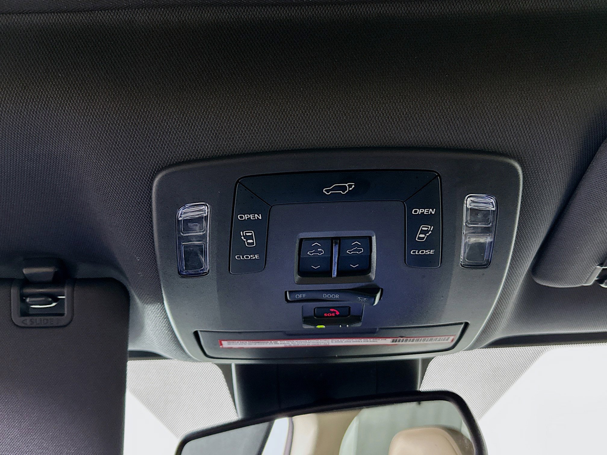 Used 2021 Toyota Sienna XLE image 18