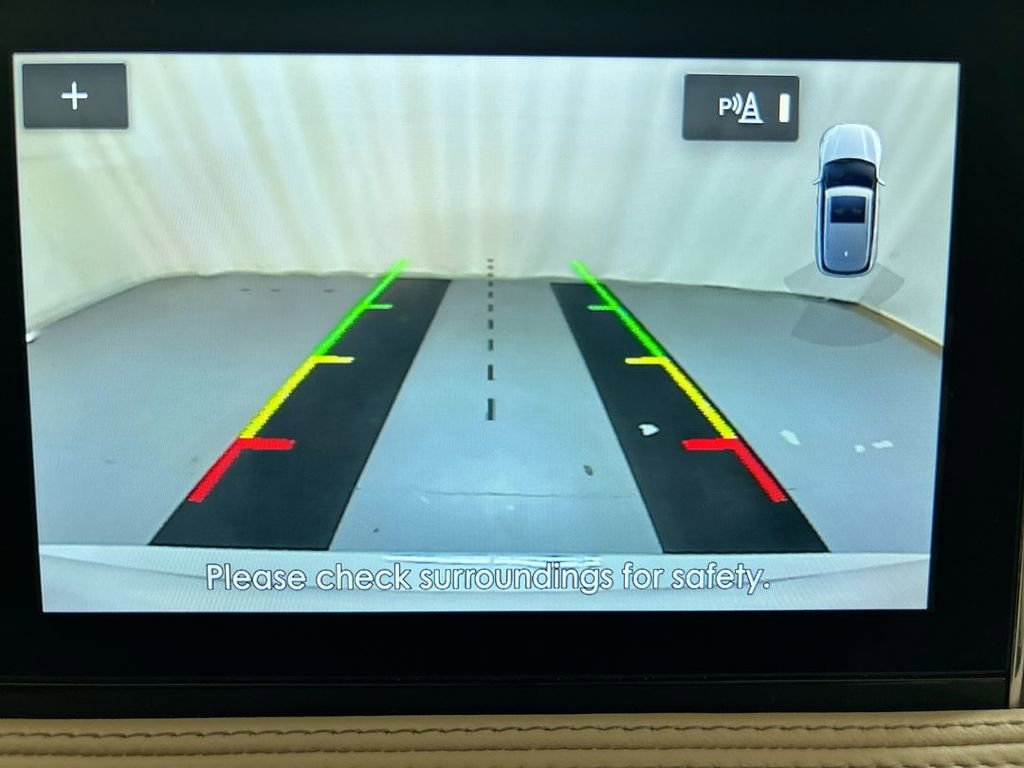 Used 2022 Lincoln Corsair Standard w/ Equipment Group 101A image 15