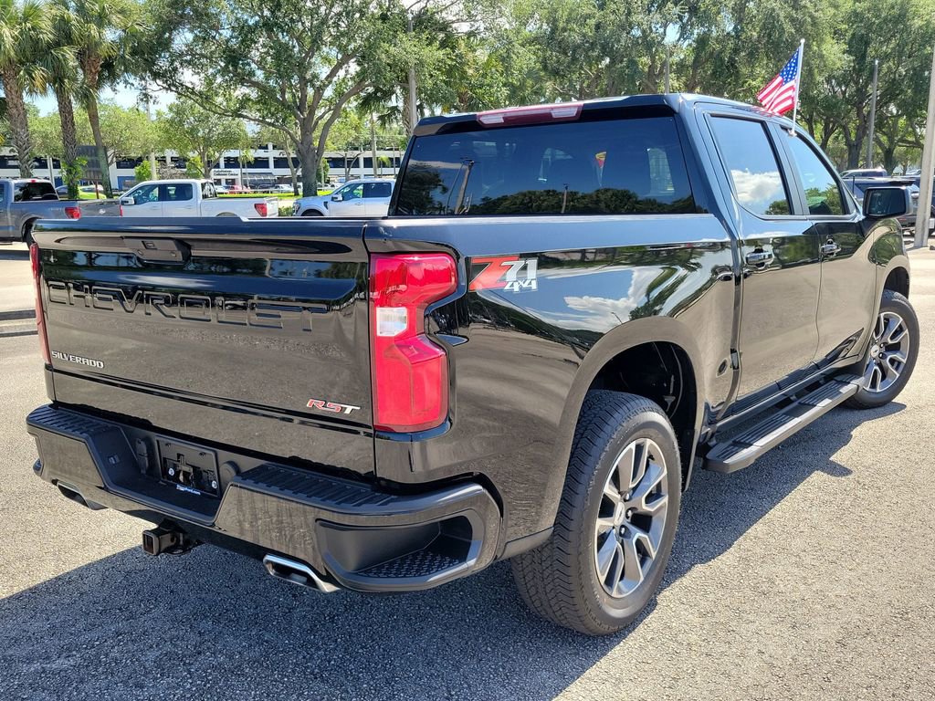 Used 2022 Chevrolet Silverado 1500 RST w/ Z71 Off-Road Package AWD/4WD image 5