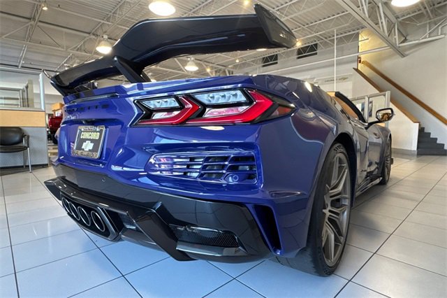 New 2025 Chevrolet Corvette Z06 w/ Z07 Performance Package image 3