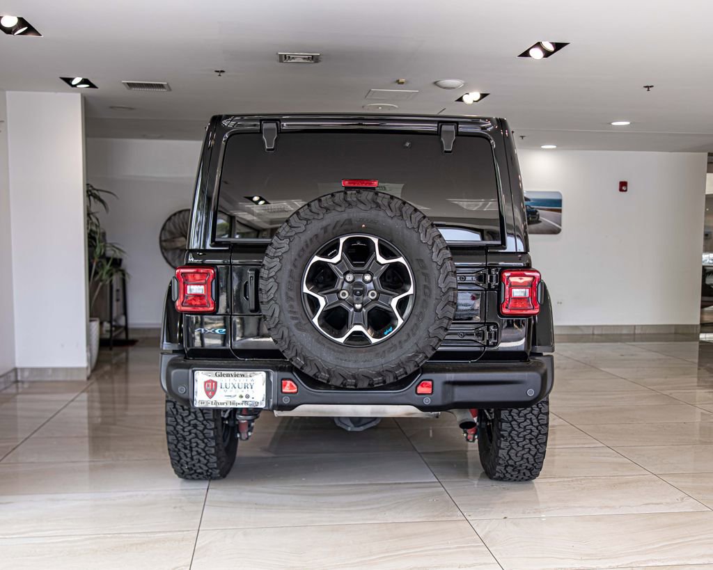 Used 2021 Jeep Wrangler Unlimited Rubicon 4xe w/ Steel Bumper Group AWD/4WD image 13