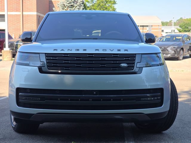 Used 2023 Land Rover Range Rover SE AWD/4WD image 3