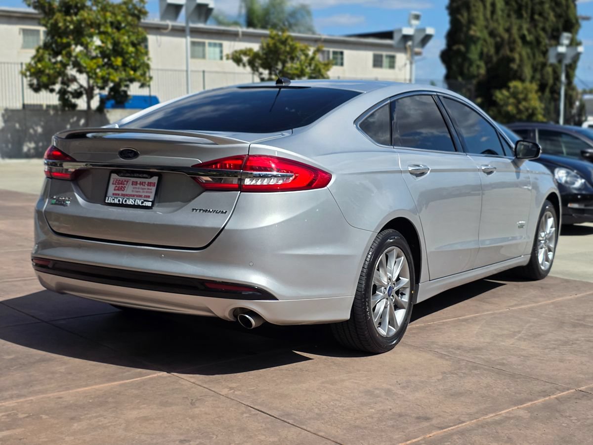 Used 2017 Ford Fusion Energi Titanium FWD image 12