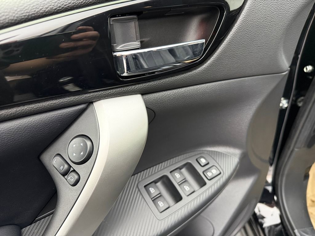 New 2026 Mitsubishi Eclipse Cross SEL image 14