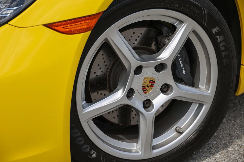 Certified 2024 Porsche 718 Boxster RWD image 11