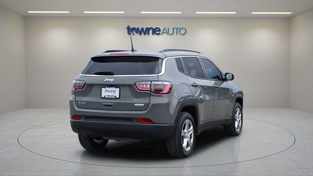 Used 2023 Jeep Compass Latitude w/ Convenience Group image 5
