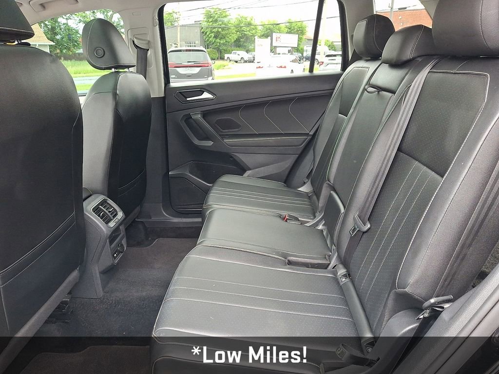 Used 2022 Volkswagen Tiguan SE AWD/4WD image 10