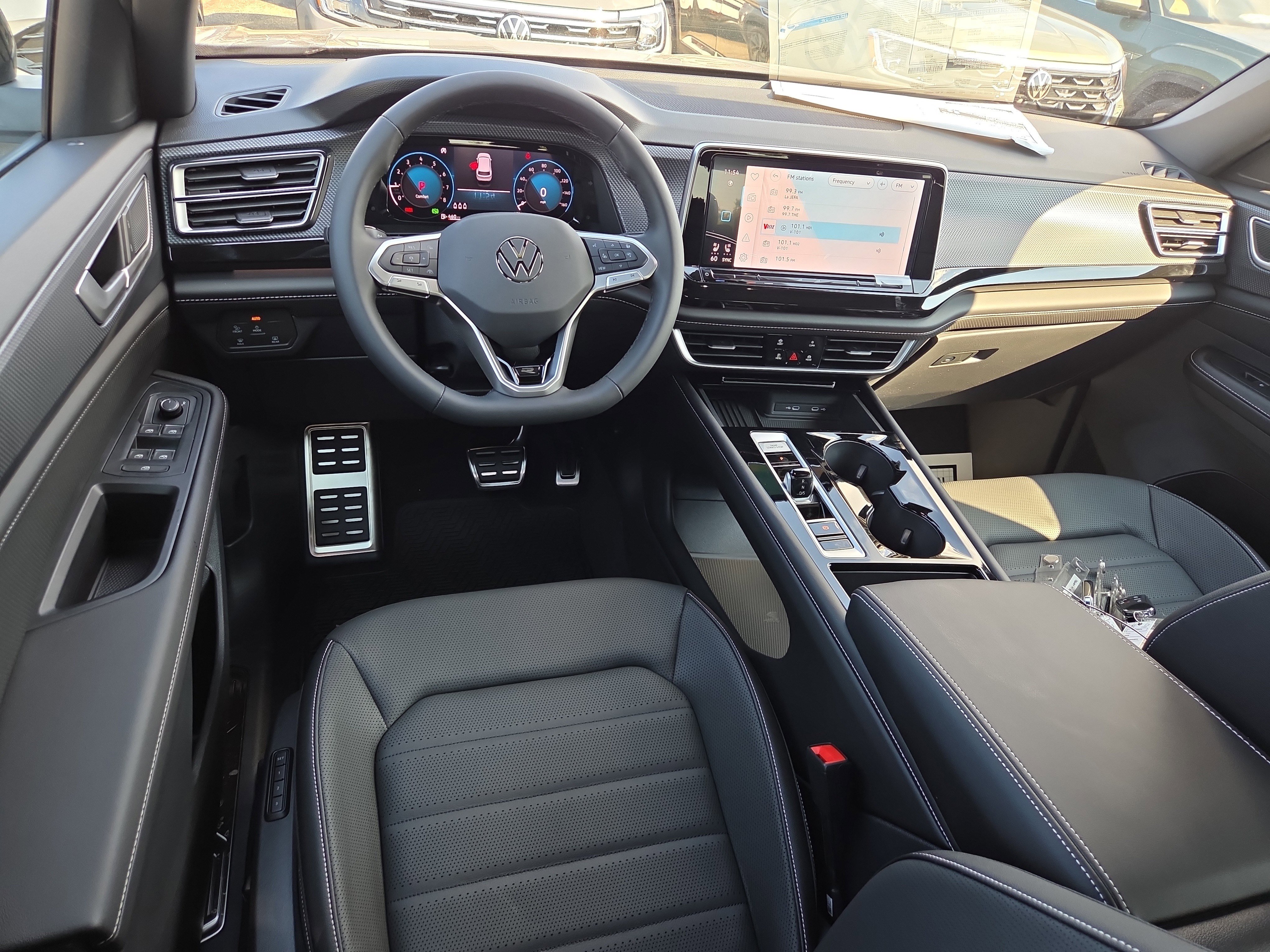 New 2026 Volkswagen Atlas Cross Sport SEL R-Line image 6