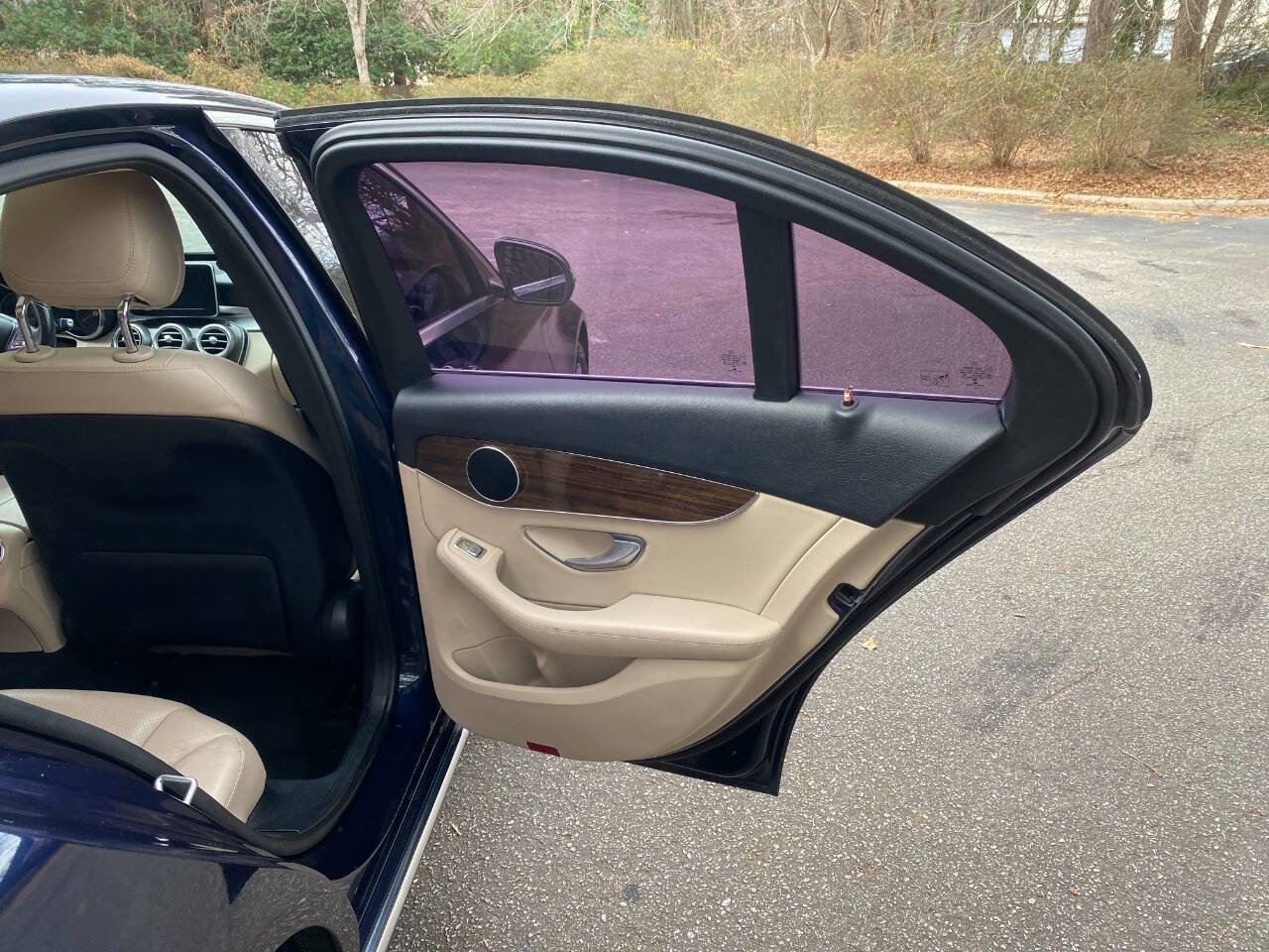 Used 2017 Mercedes-Benz C 300 4MATIC Sedan image 41