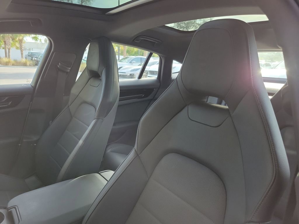 Certified 2024 Porsche Panamera Base image 6