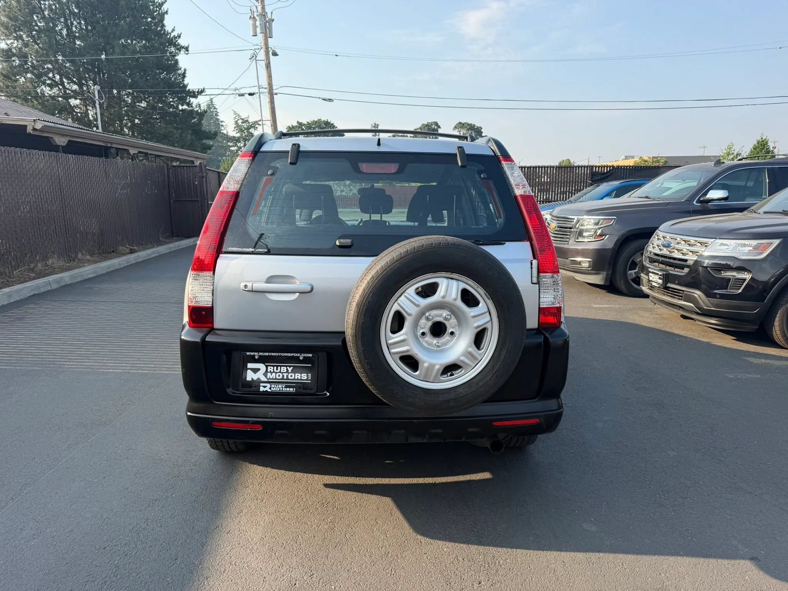 Used 2005 Honda CR-V LX image 5