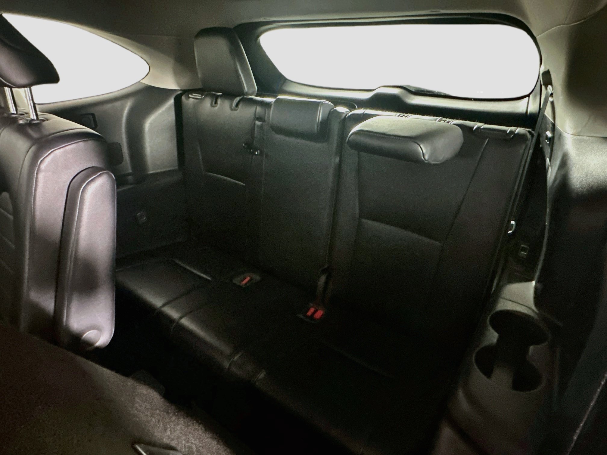 Used 2022 Toyota Highlander XLE FWD image 28