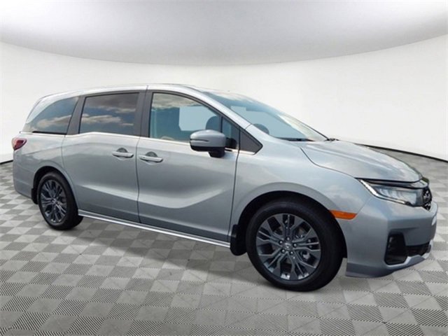 New 2026 Honda Odyssey Touring image 1