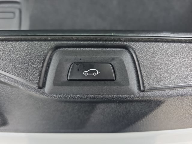 Used 2025 BMW X5 xDrive40i w/ Parking Assistance Package AWD/4WD image 13