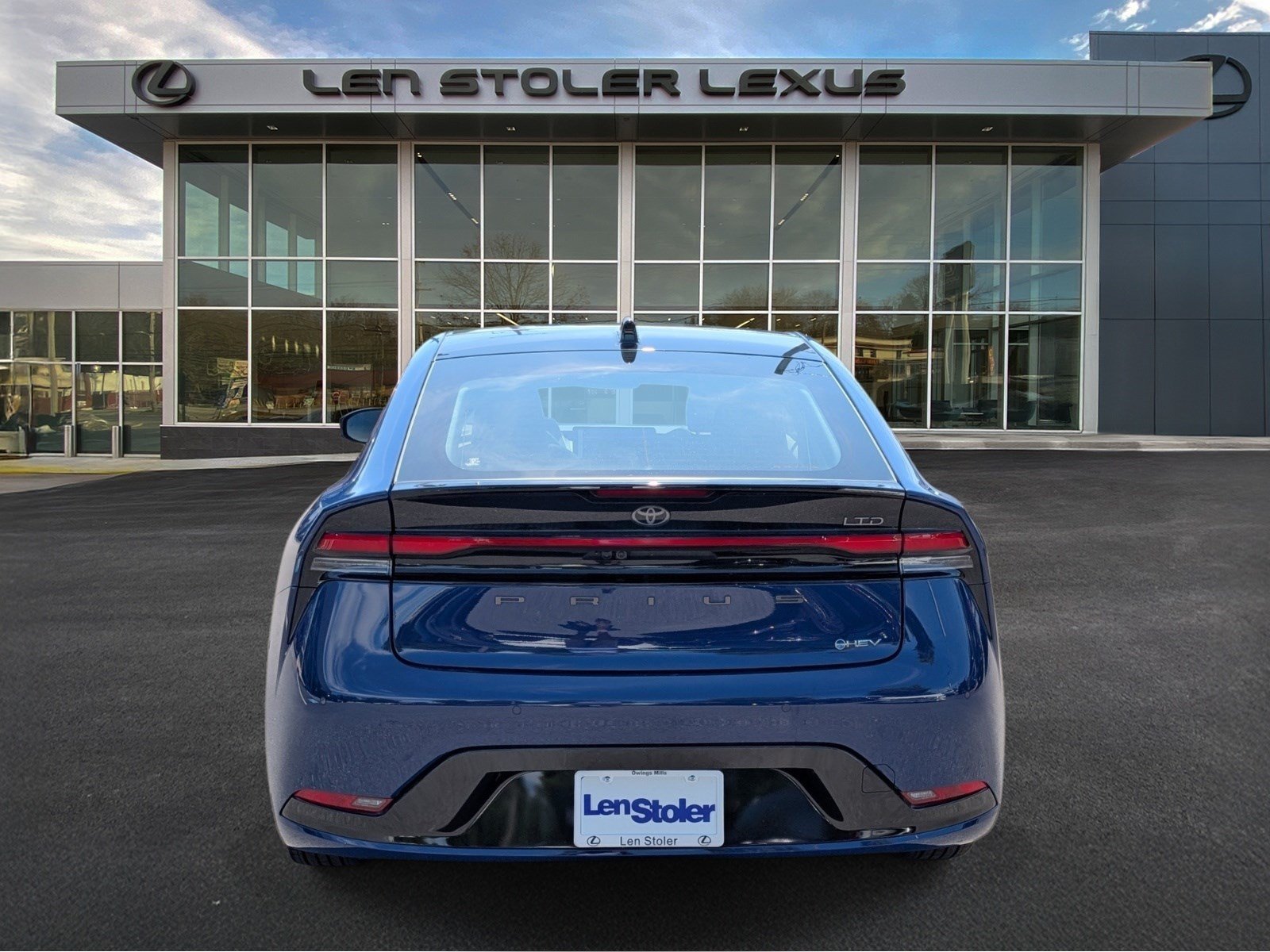 Used 2024 Toyota Prius Limited w/ Limited Premium Package AWD/4WD image 4