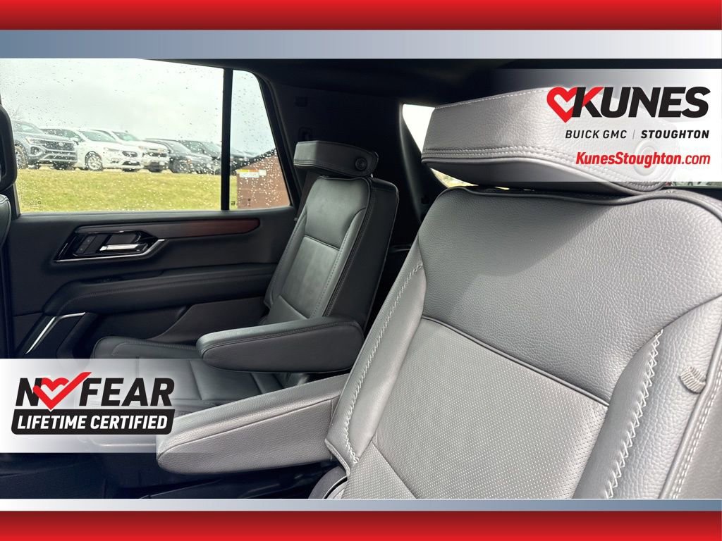 Used 2025 GMC Yukon Denali AWD/4WD image 38