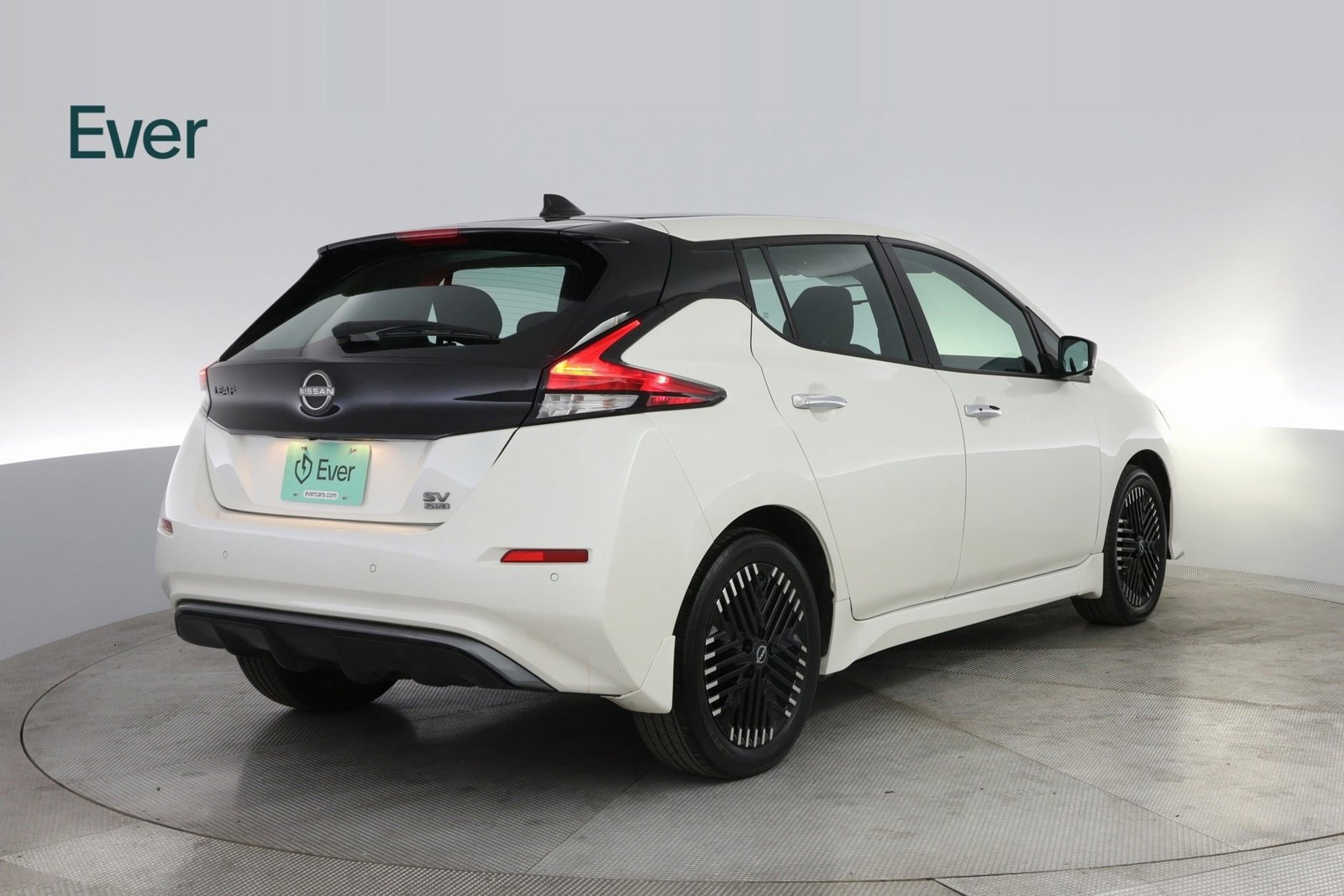 Used 2024 Nissan Leaf SV Plus image 12