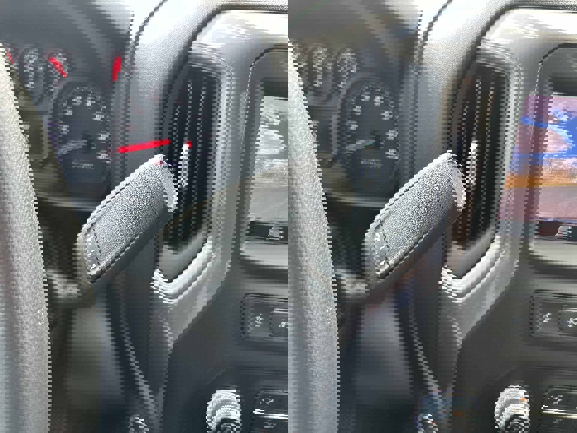 New 2026 GMC Sierra 2500 Pro w/ Convenience Package image 19