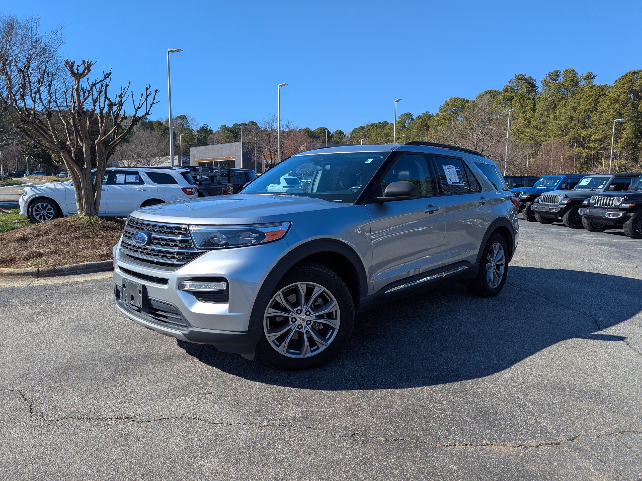 Used 2020 Ford Explorer XLT w/ Equipment Group 202A