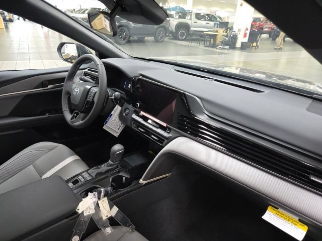 New 2026 Toyota Camry SE AWD/4WD image 9