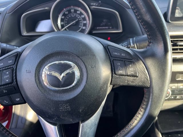 Used 2015 MAZDA MAZDA3 i Touring w/ Technology Package FWD image 17