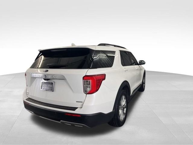Used 2020 Ford Explorer XLT w/ Equipment Group 202A image 5