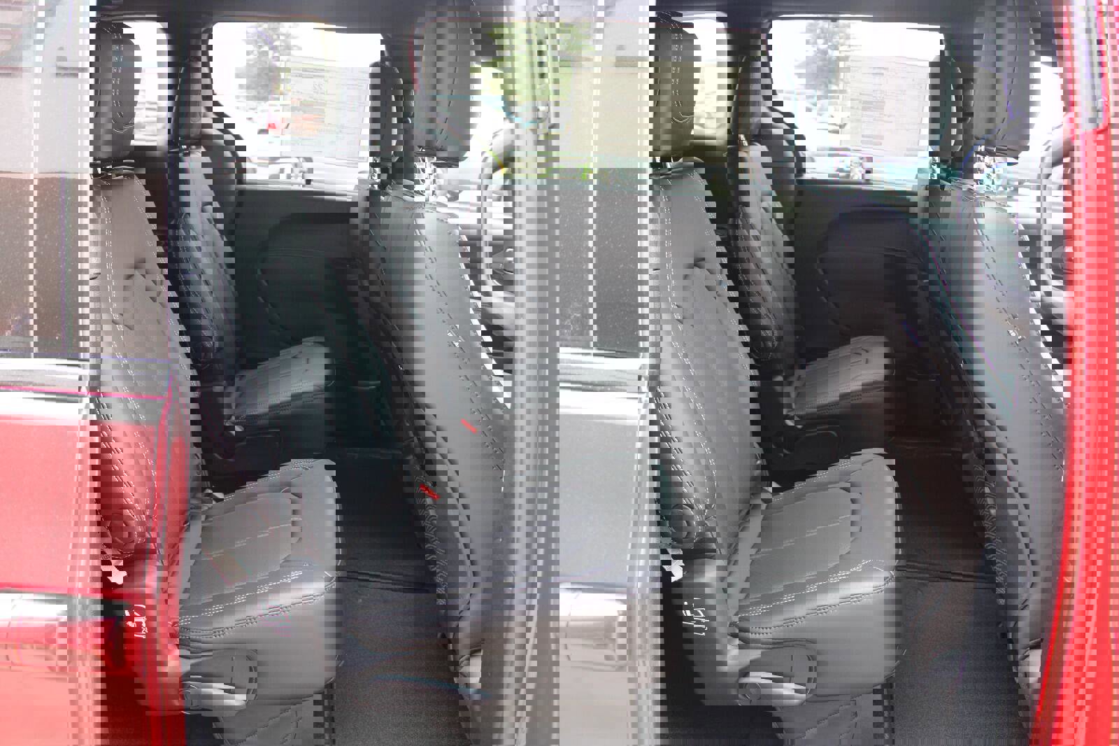 New 2026 Chrysler Pacifica Select image 24