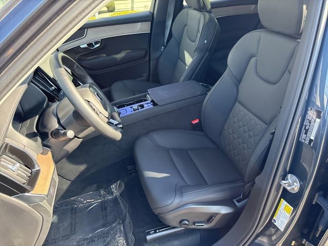 Used 2025 Volvo XC90 B6 Plus image 19