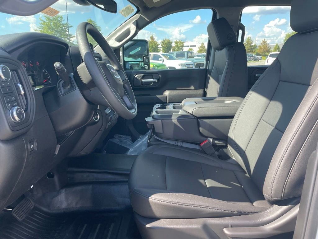 New 2025 GMC Sierra 2500 Pro w/ Convenience Package image 9