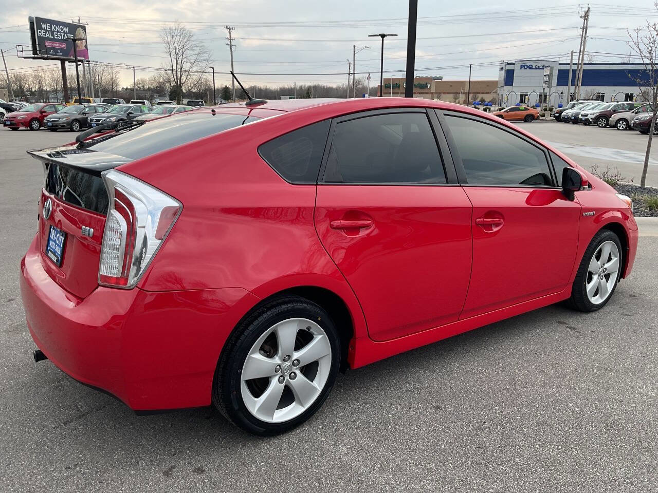 Used 2015 Toyota Prius Persona Series FWD image 7