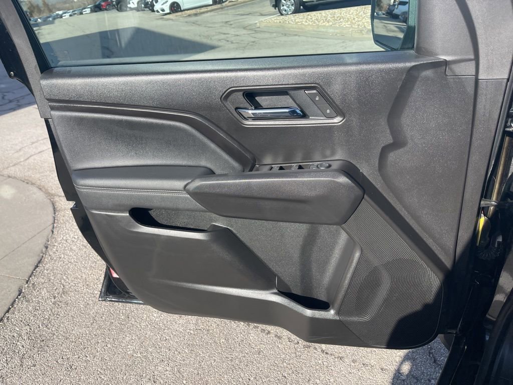 New 2025 Chevrolet Colorado LT w/ LT Convenience Package image 31
