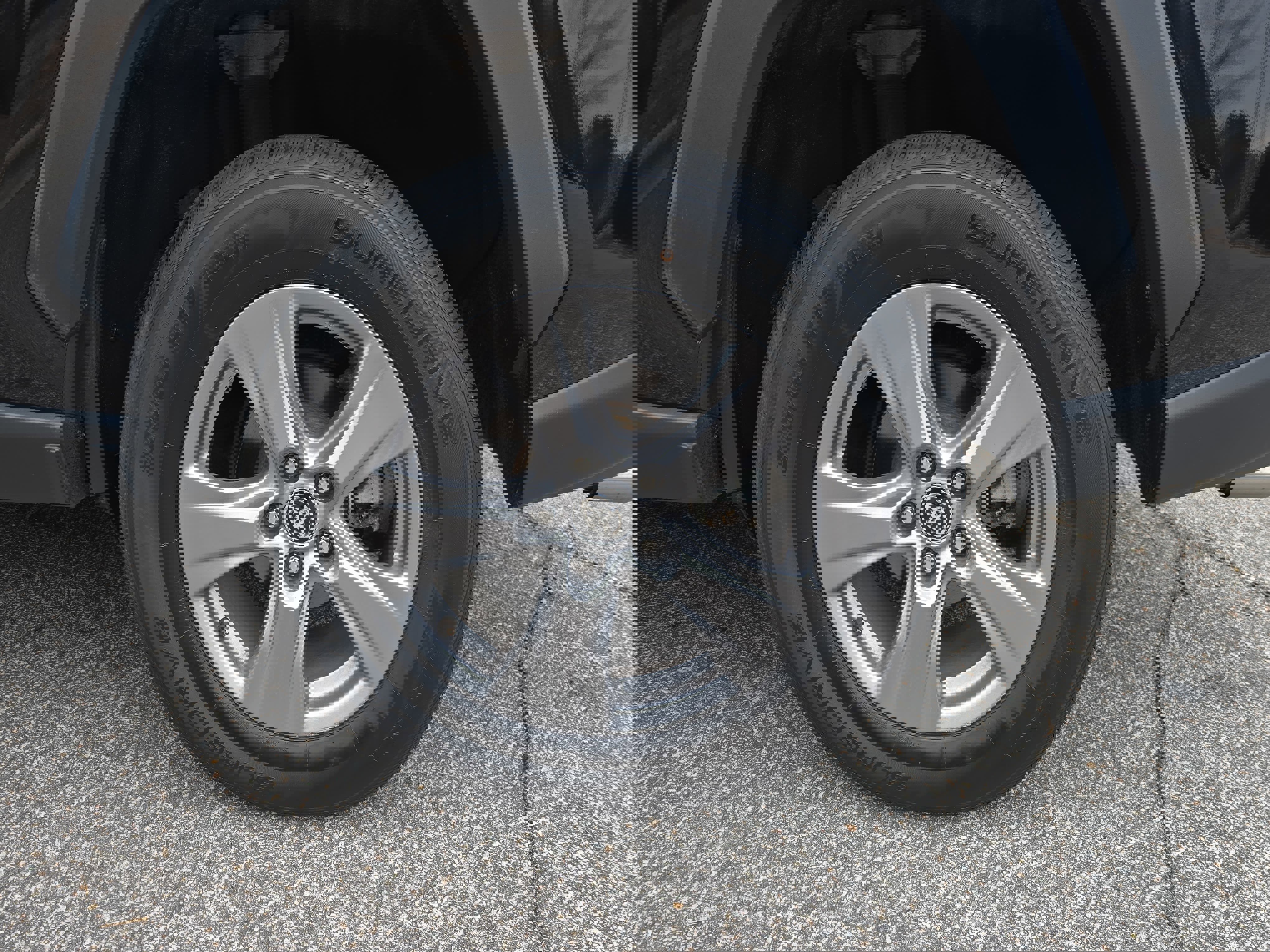 Used 2024 Toyota RAV4 XLE image 32