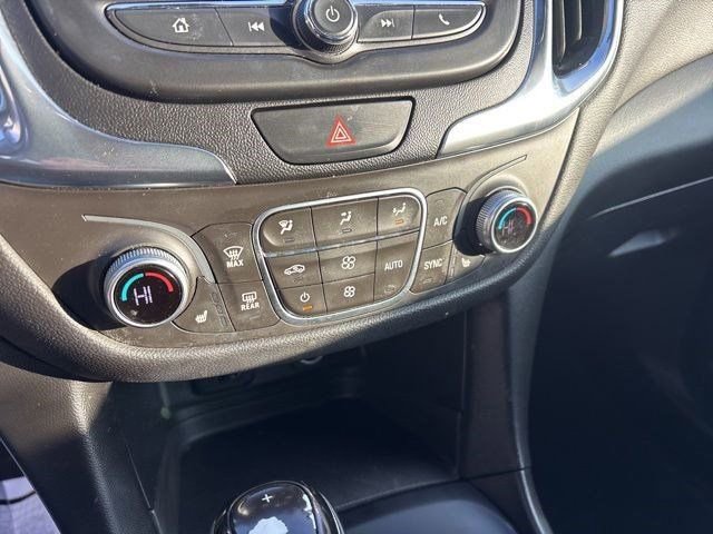 Used 2018 Chevrolet Equinox LT image 24