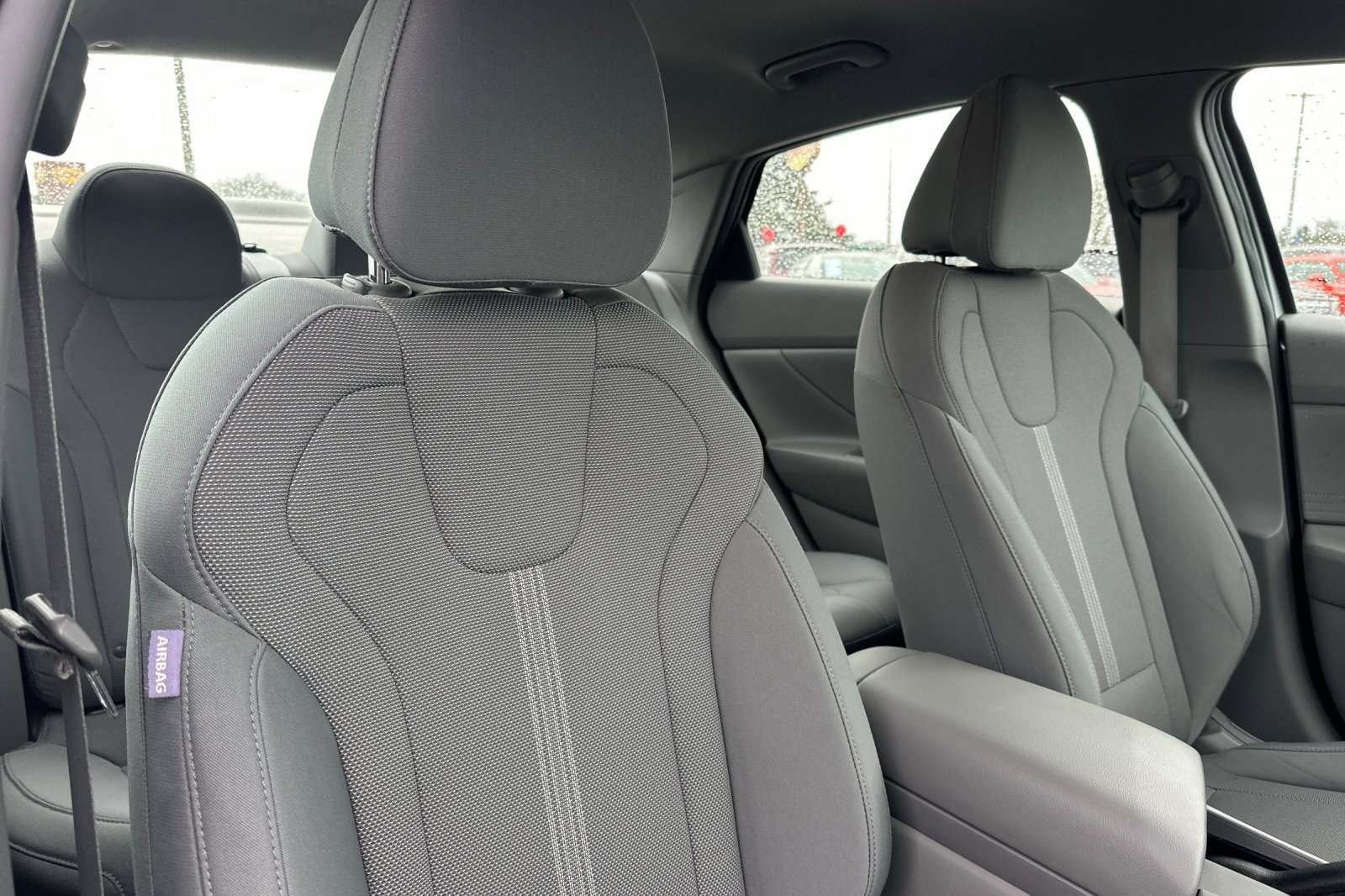 Used 2021 Hyundai Elantra SE image 16