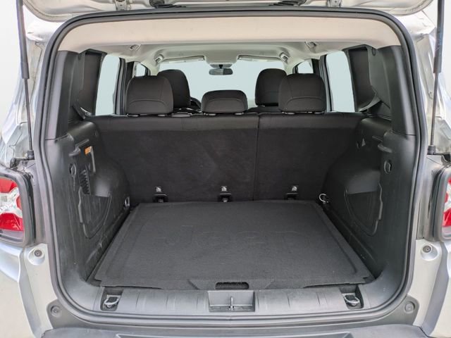 Used 2020 Jeep Renegade Sport w/ UConnect 7.0 Group image 13