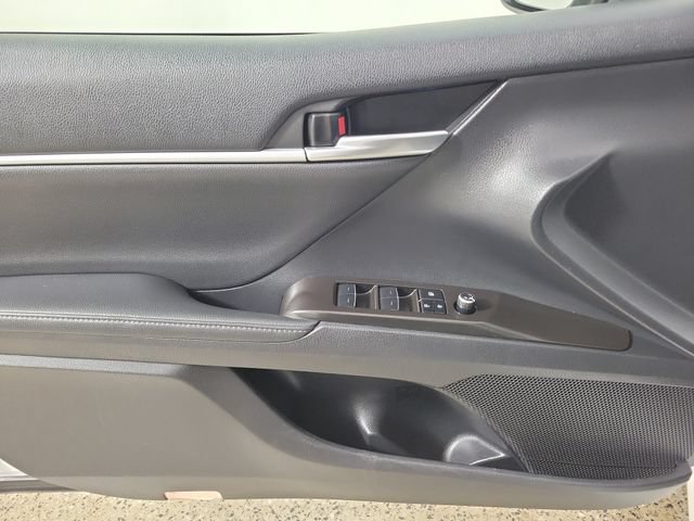 Used 2023 Toyota Camry XLE FWD image 23