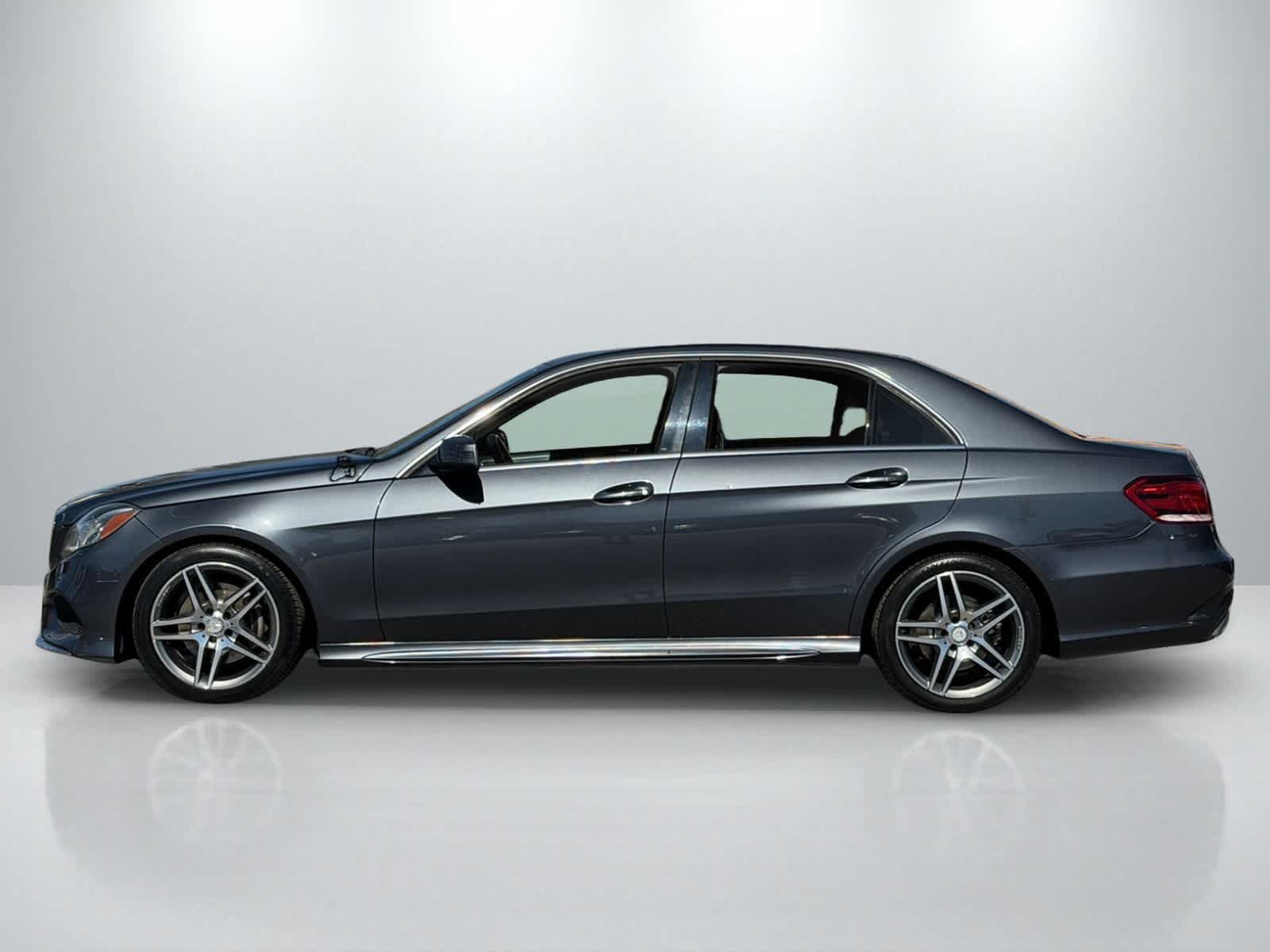 Used 2016 Mercedes-Benz E 350 Sedan image 2