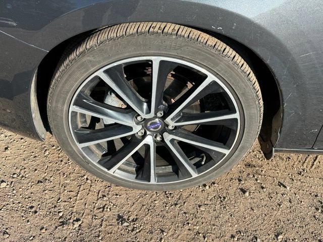 Used 2016 Volvo S60 T5 Premier w/ 19" Sport Package FWD image 11