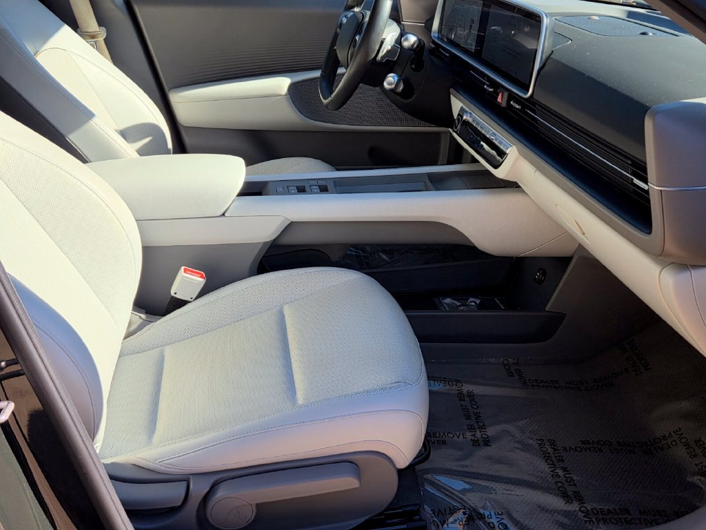 Used 2023 Hyundai Ioniq 6 SEL RWD image 18