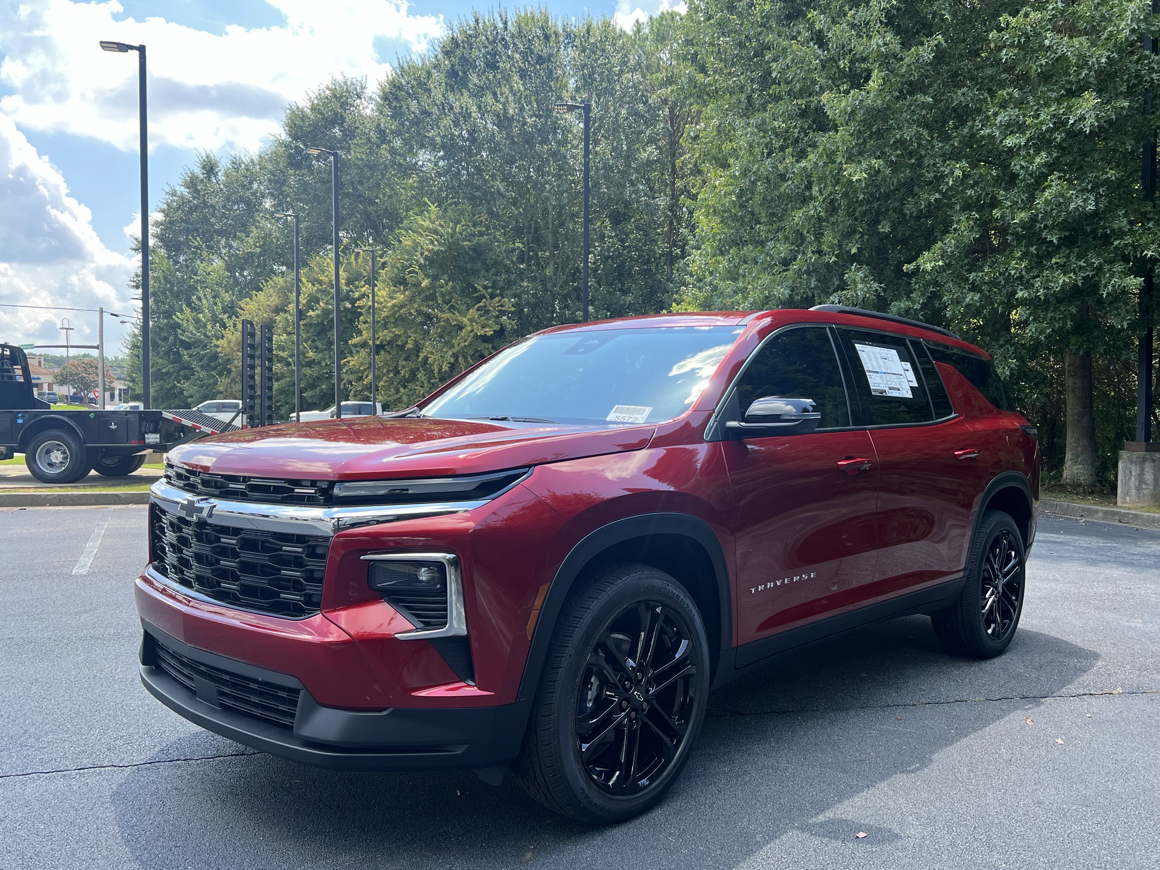 New 2026 Chevrolet Traverse LT FWD image 5