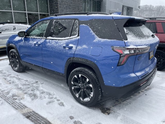 Used 2025 Chevrolet Equinox RS w/ Safety and Technology Package image 3