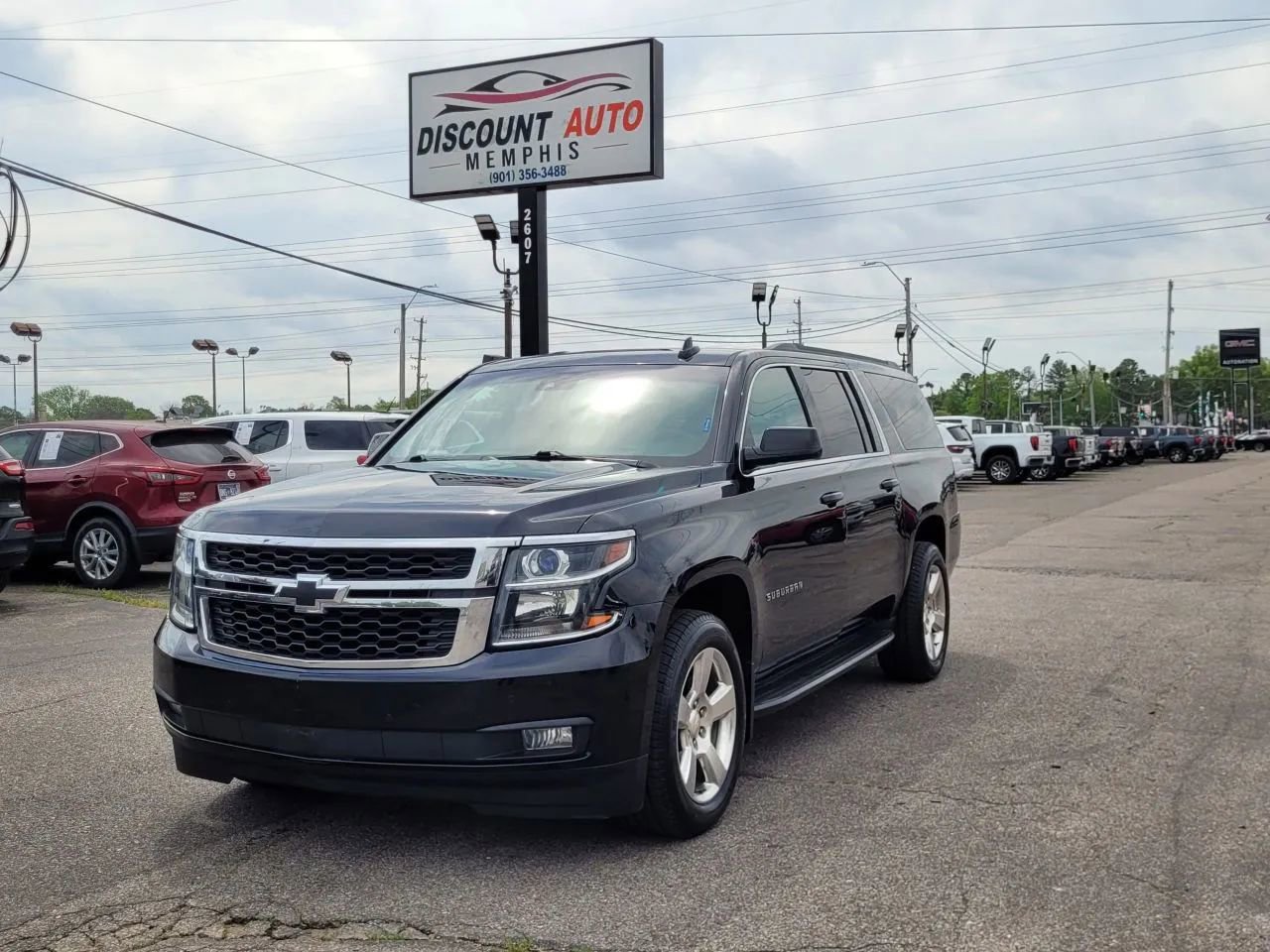 Used 2015 Chevrolet Suburban LT AWD/4WD image 5