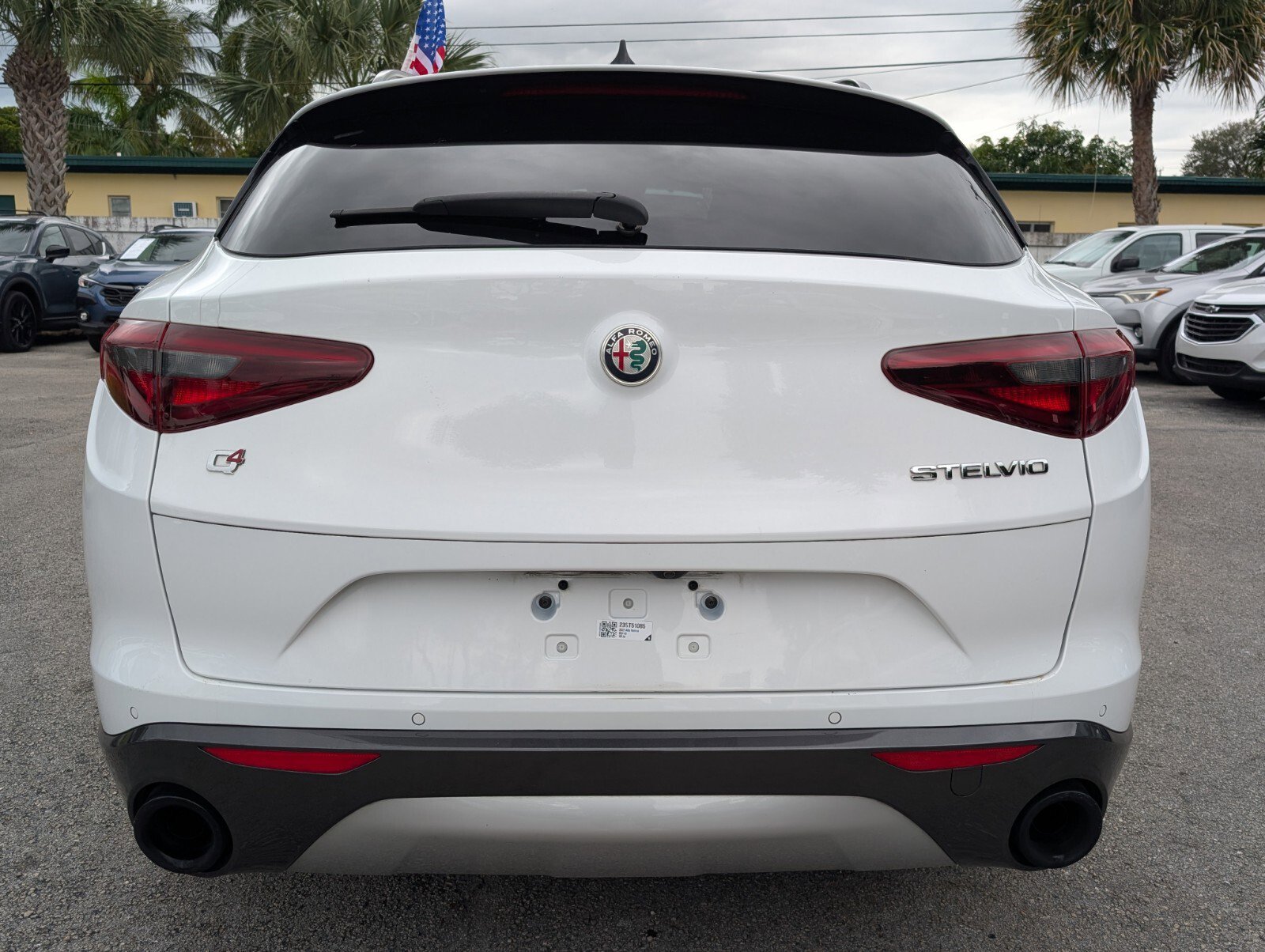 Used 2023 Alfa Romeo Stelvio Ti image 15