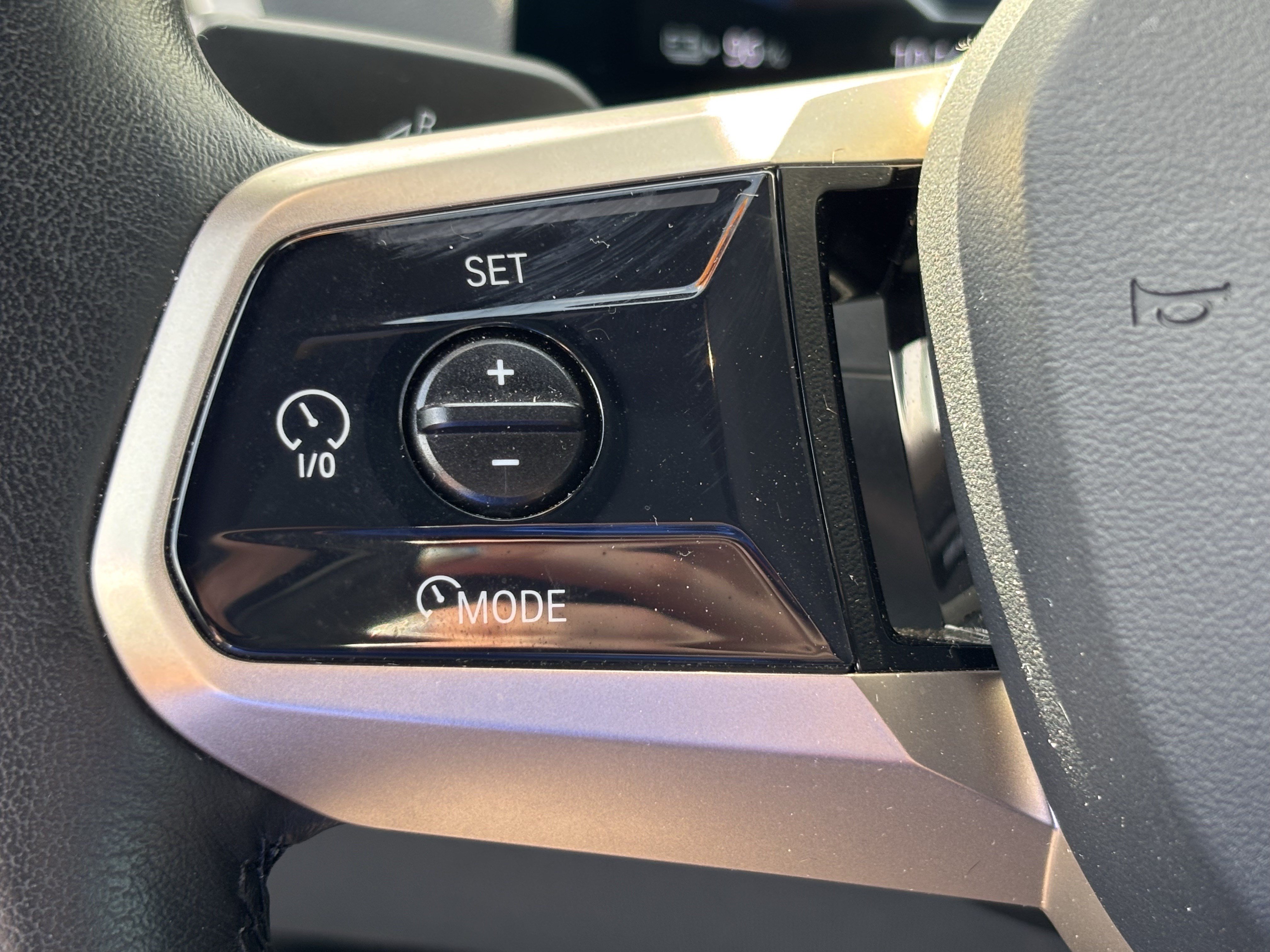 Certified 2024 BMW iX xDrive50 w/ Premium Package AWD/4WD image 19