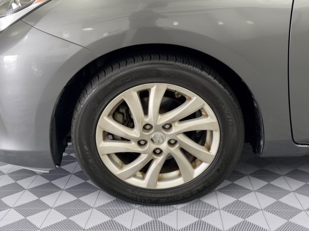 Used 2012 MAZDA MAZDA3 i Touring FWD image 13