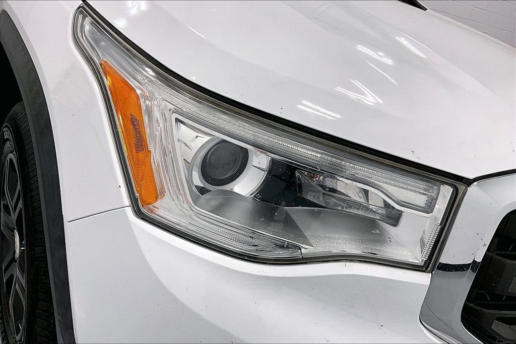 Used 2019 GMC Acadia SLE FWD image 35