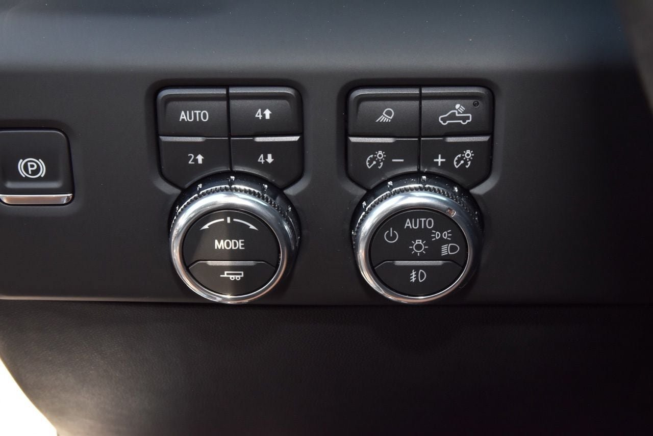 Used 2026 GMC Sierra 1500 AT4 w/ AT4 Premium Package AWD/4WD image 31
