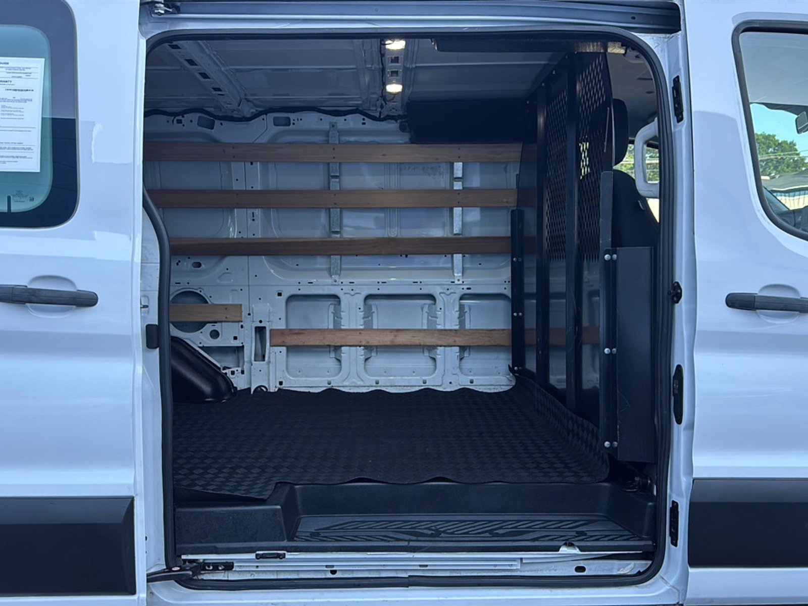 Used 2024 Ford Transit 250 Low Roof w/ Exterior Upgrade Package RWD image 18