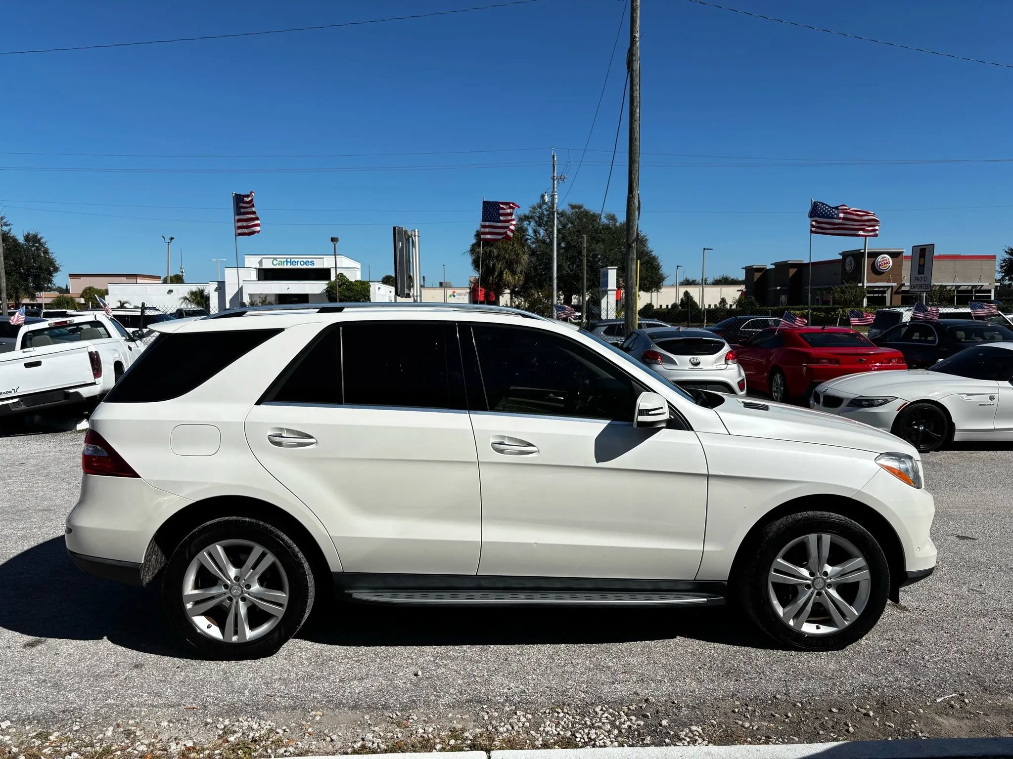 Used 2014 Mercedes-Benz ML 350 BlueTEC 4MATIC image 5