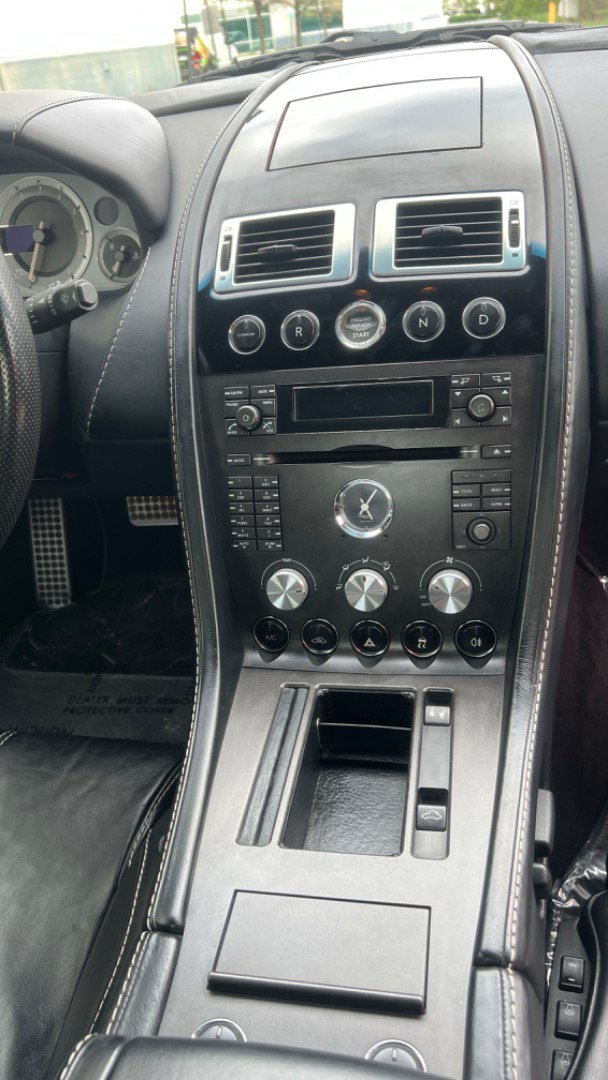 Used 2008 Aston Martin V8 Vantage Roadster RWD image 49